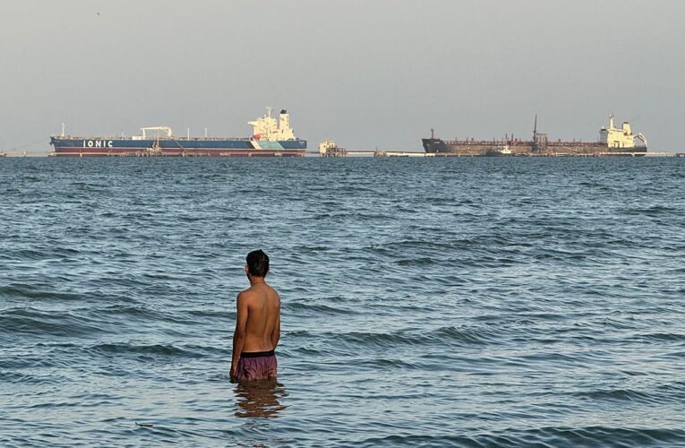 США послабили санкції проти нафти Венесуели