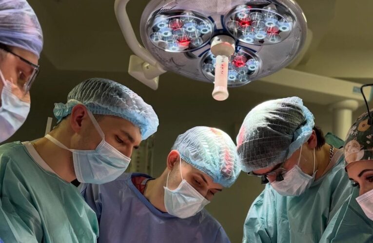 У Львові провели пересадку серця, печінки та нирок від посмертного донора