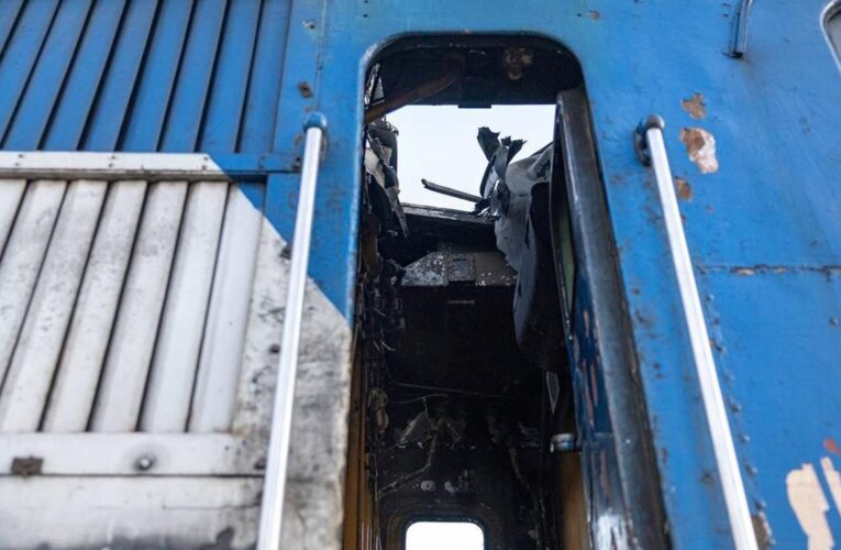 У поїзд Київ-Суми з 200 людьми влучив дрон