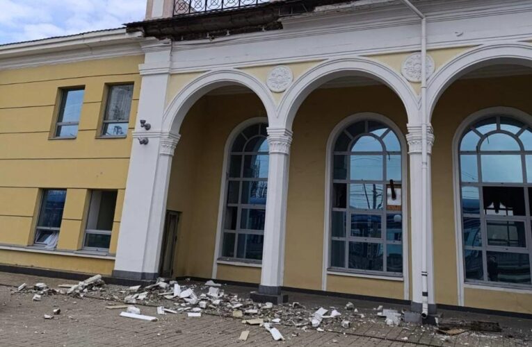 У Слов&rsquo;янську атаковано залізницю, є поранені