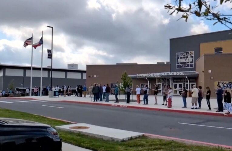 У США учень відкрив стрілянину у школі, після чого вчинив самогубство