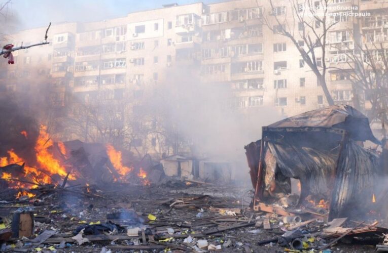 Удар РФ по Запоріжжю: є жертва та 10 поранених