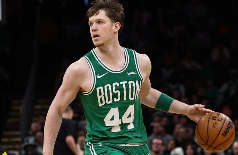 Українець відзначився дебютними очками в НБА