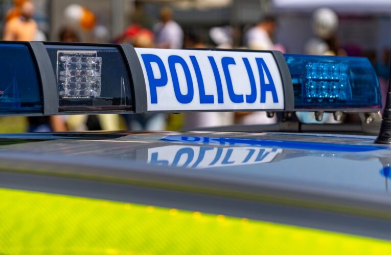 Українка організувала схему фальших віз для білорусів у Польщі