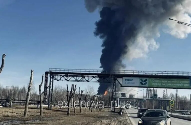 Вибухи в Татарстані: горить нафтохімічний гігант