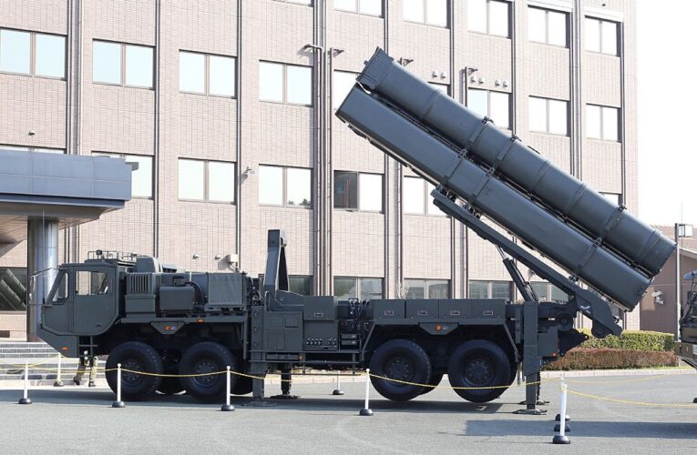 Японія розгорнула перші далекобійні ракети