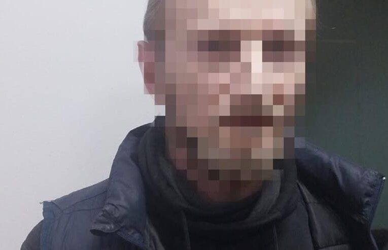 З Польщі екстрадували херсонця за підозрою у вбивствах і зґвалтуванні