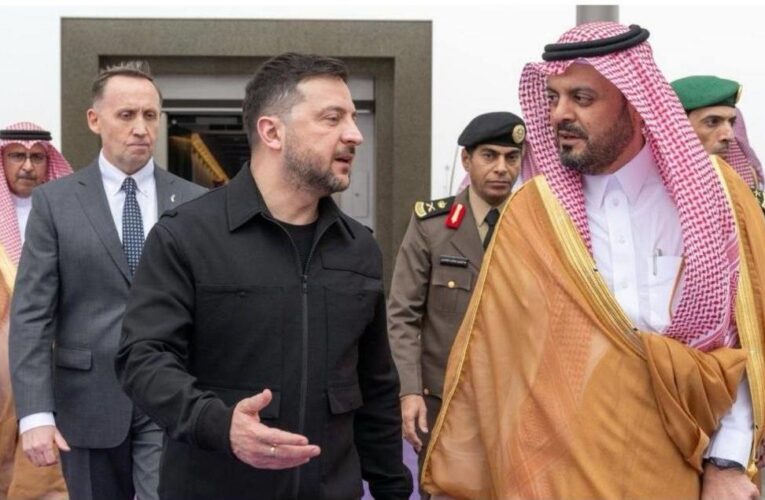 Зеленський несподівано прибув на Близький Схід