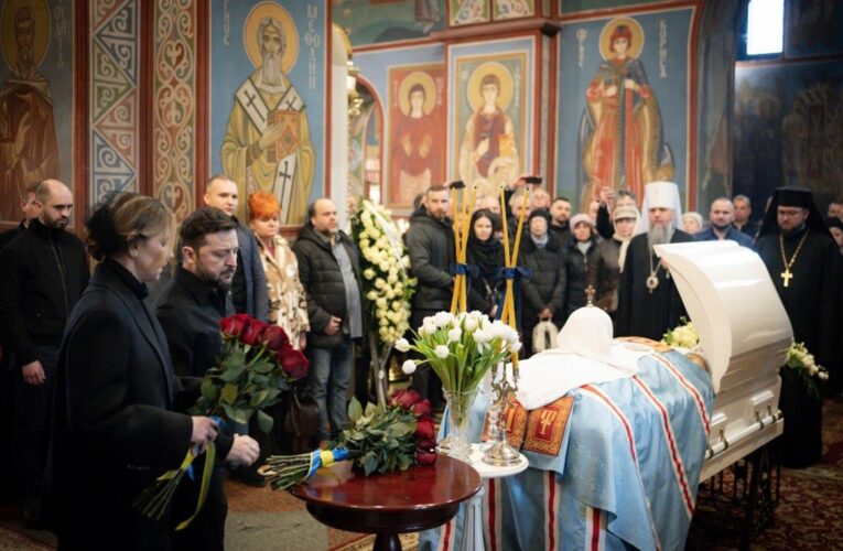 Зеленський попрощався з патріархом Філаретом