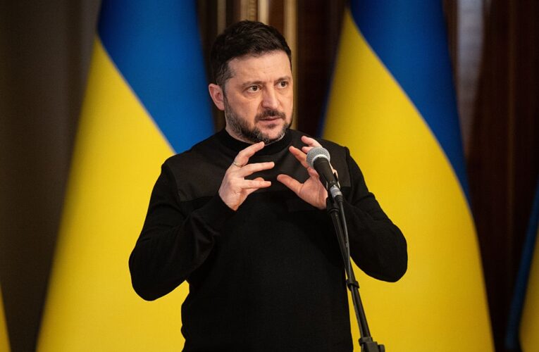 Зустріч відкладається. Мирний процес щодо України