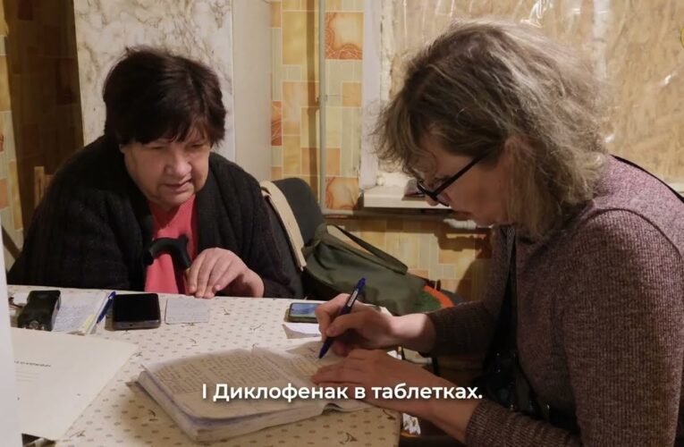 Догляд вдома – хто допомагає самотнім пенсіонерам у Краматорську