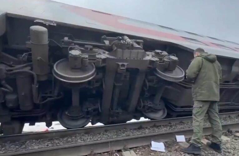 Аварія поїзда в Росії: зросла кількість потерпілих