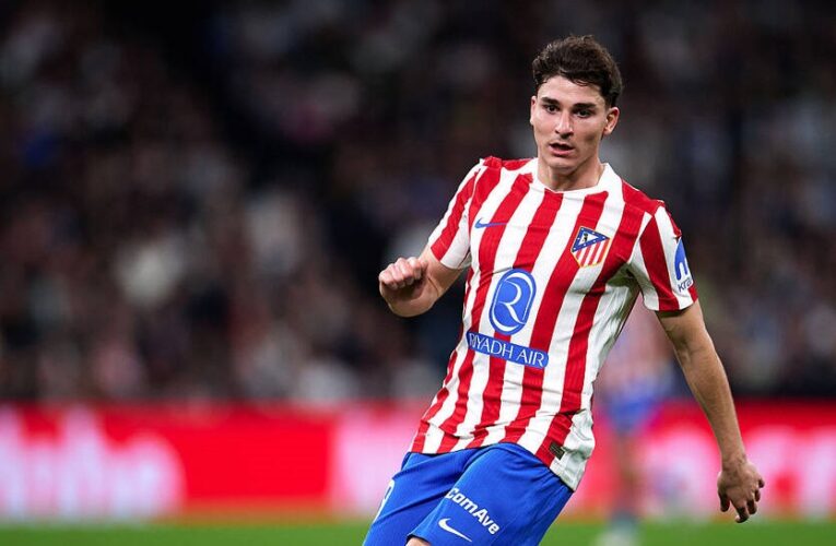 Барселона хоче викупити нападника Атлетіко