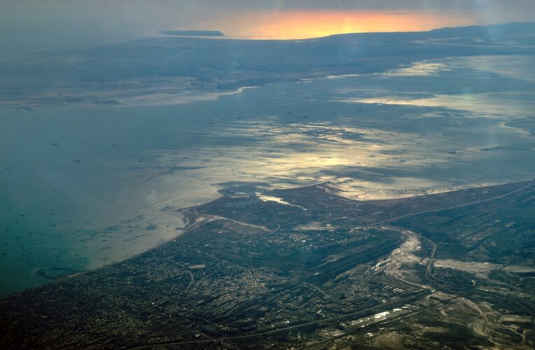Близький Схід шукає альтернативу Ормузькій протоці