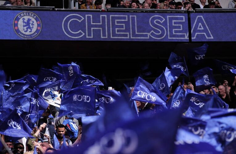 Челсі включив колишнього тренера Реала до шорт-листа кандидатів