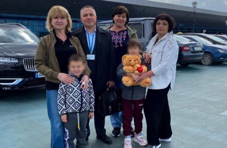 До України з Казахстану повернули двох дітей – омбудсмен