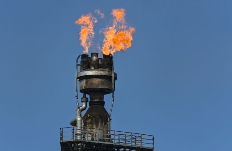 Дружба в обмін на гроші. Україна отримає 90 млрд