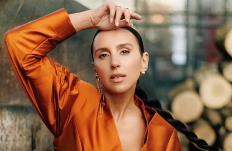 Джамала заявила, що її затримували в аеропорту через переслідування РФ