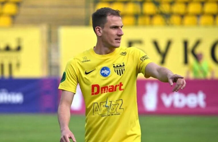 Футболіста Буковини забрали на швидкій під час матчу з Динамо