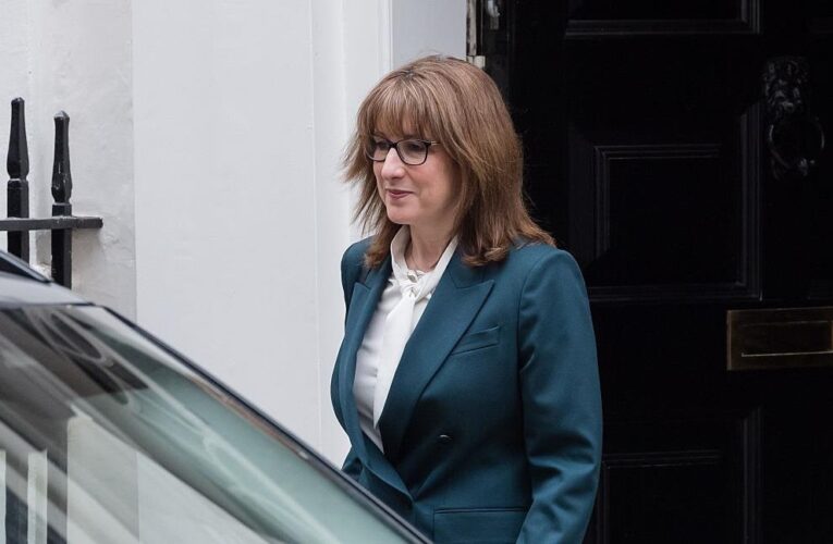 Голова Мінфіну Британії назвала війну США в Ірані “дурістю”