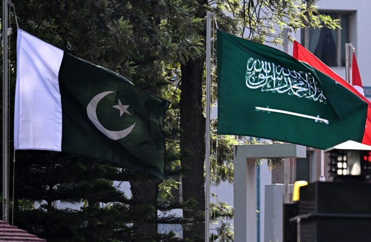 Головний перемовник. Пакистан мирить США і Іран