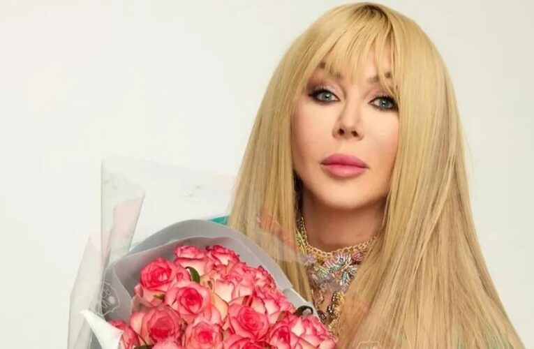 Індійські чоловіки привітали Білик з днем народження: у чому суть курйозу