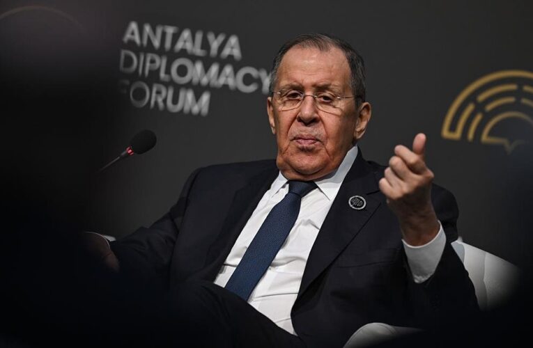 Лавров зробив заяву про переговори щодо України