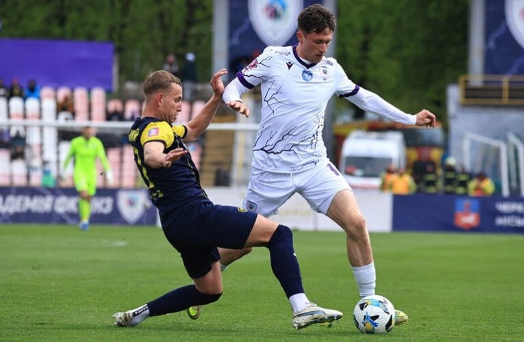 ЛНЗ допустив осічку в матчі з Металістом 1925, що призвело до нічиєї