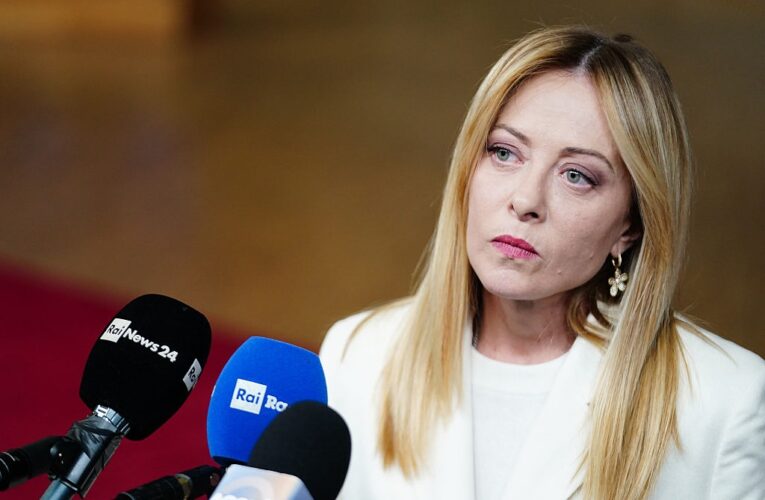 Мелоні відповіла на заяви Трампа щодо Папи Лева