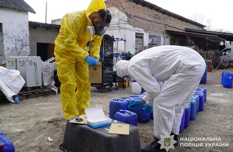 Могли виготовити 2 млн доз: на Тернопольщині ліквідовули наркогрупу