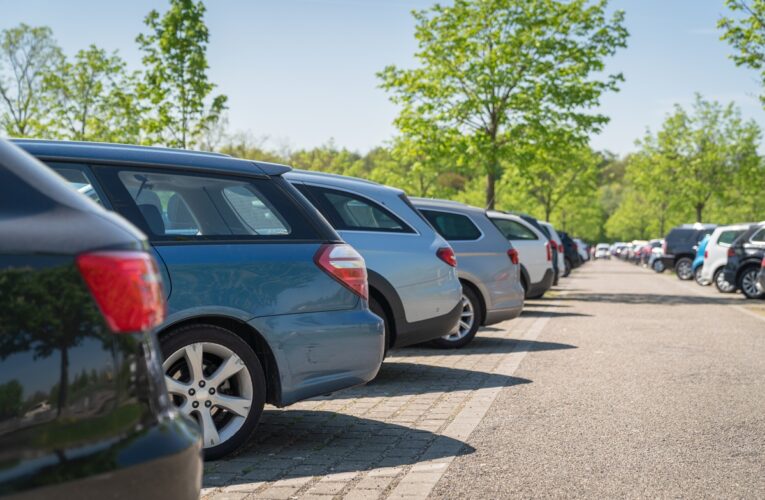 Названо найпопулярніші бензинові авто березня