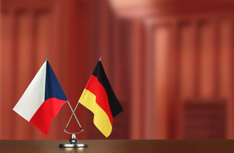 Німеччина та Чехія викликали послів РФ через погрози