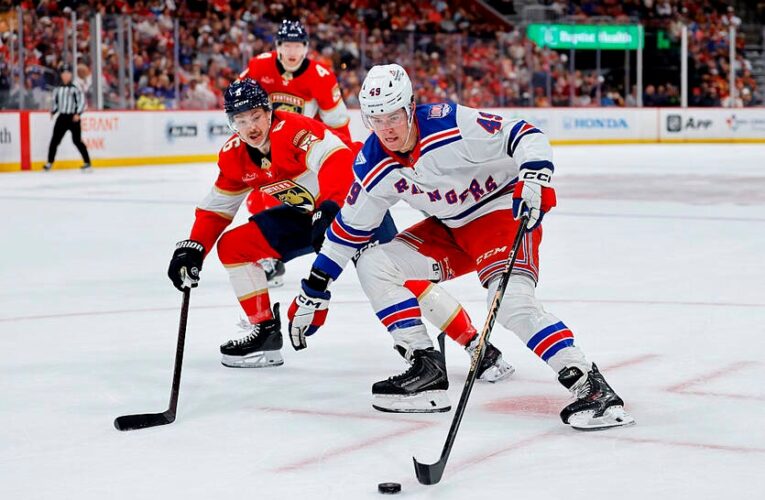 НХЛ: успішна ніч для Тампи та Флориди