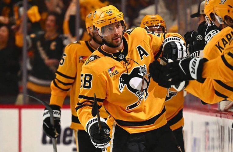 НХЛ: Вегас вирвав перемогу, Філадельфія не встояла