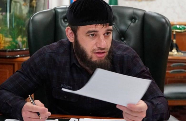 Племінник та експомічник Кадирова збагатились за рахунок заводів Danone