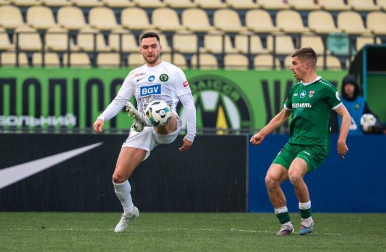 Полісся у матчі без одного гравця суттєво обіграло Оболонь