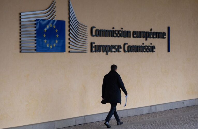 Попри вето Орбана: в ЄС продовжують готувати кредит Україні