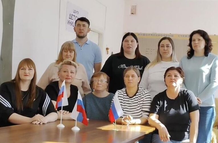 Пранкер змусив учителів в РФ записати ролики за мотивами промови Гітлера