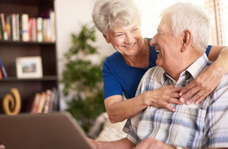 Приховане зростання пенсійного віку: українці працюватимуть до 70+ років