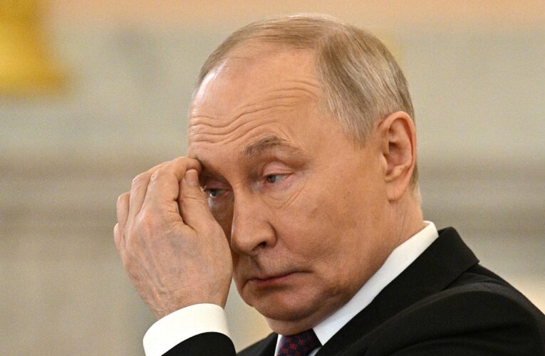 Рейтинг Путіна скотився до мінімуму за час війни