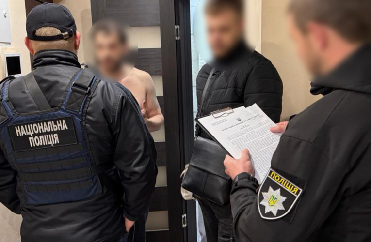 Шахраї викрали мільйон грн через SIM-карти українців