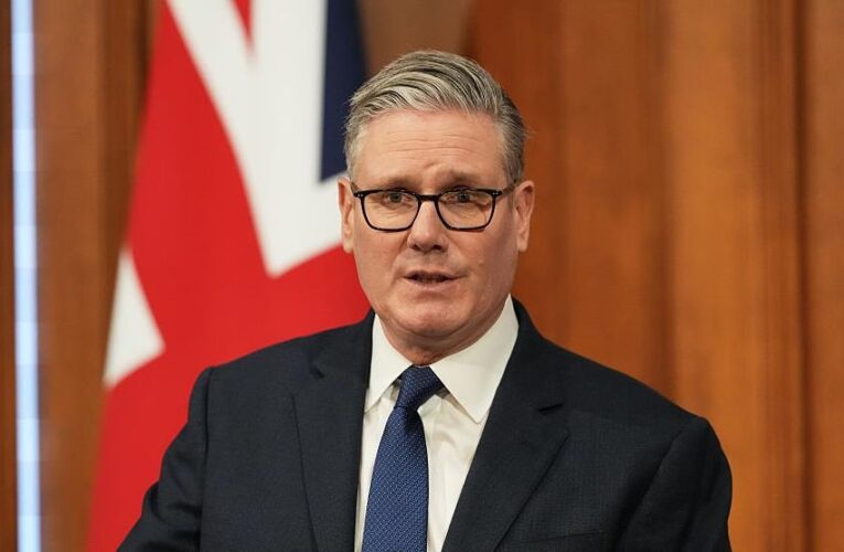 Світові лідери обговорюють війну в Україні у WhatsApp – Стармер