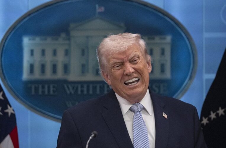 Трамп планує “спільно” з Іраном охороняти Ормузьку протоку