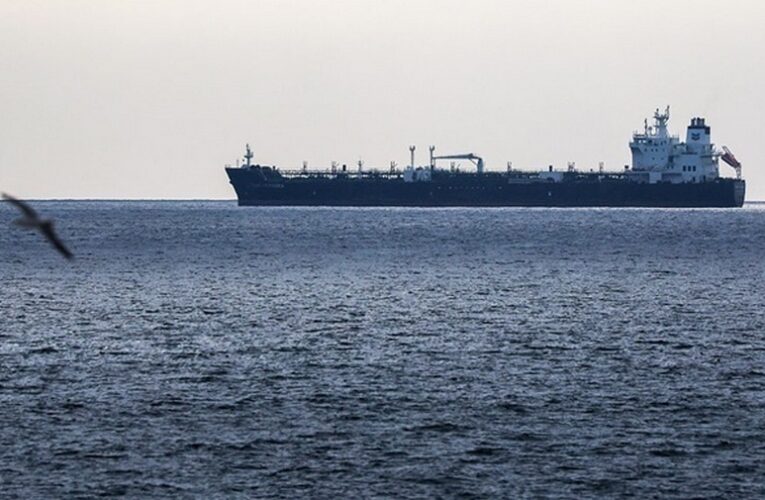 Трамп заявив про початок розмінування Ормузької протоки