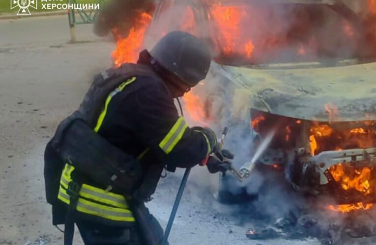 У Херсоні через атаку дронів постраждали щонайменше п’ятеро осіб