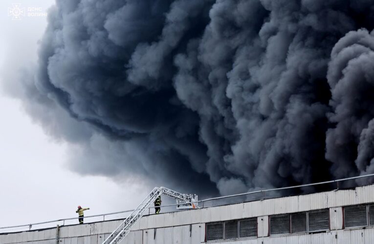 У Луцьку ліквідували пожежі після ударів РФ