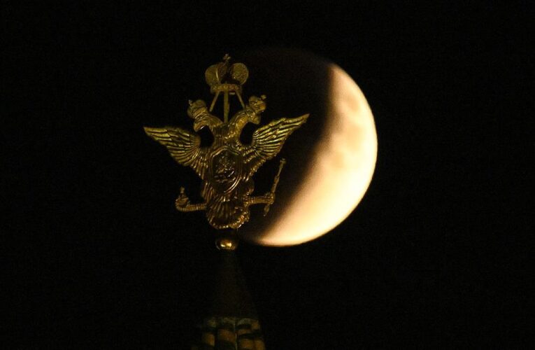 У Росії заговорили про “суверенні території” на Місяці