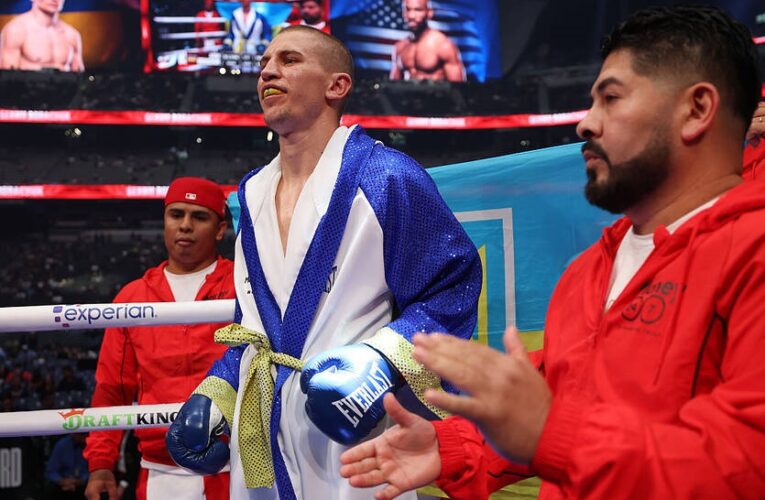 Українець вийде на ринг проти спадкоємця легенди боксу