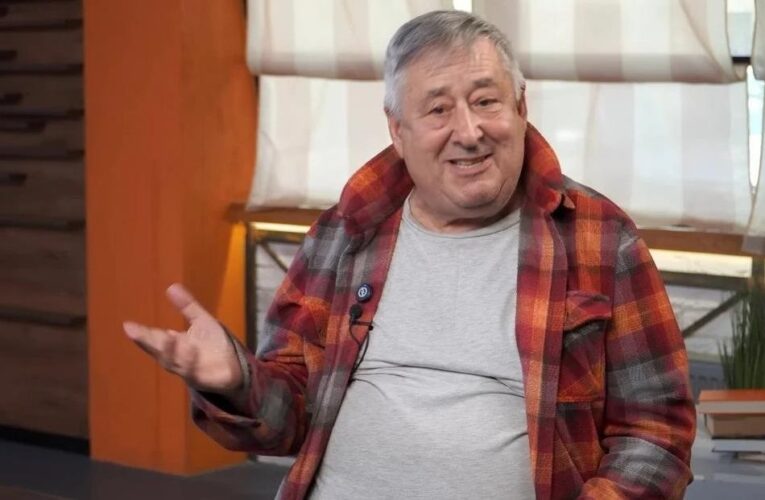 Український ведучий розповів, як змінилася його пенсія під час війни
