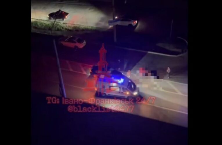 В Івано-Франківську поліцейський скоїв смертельне ДТП і втік